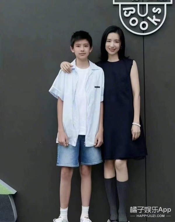 董洁顶顶最新动态,董洁顶顶最新动态,小巷中的隐藏宝藏