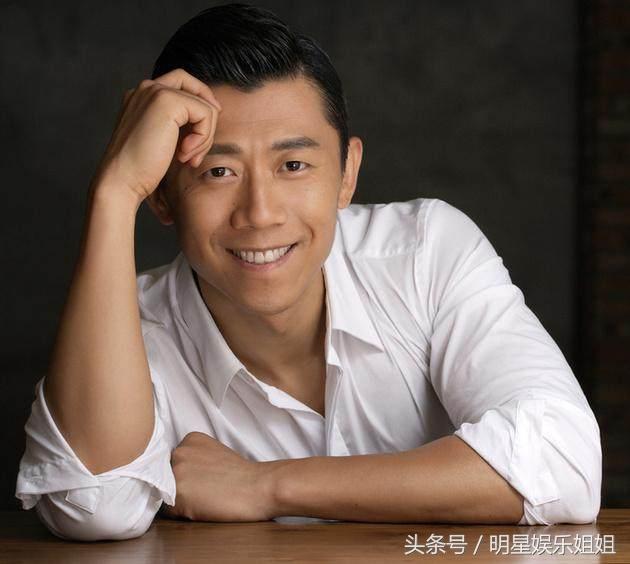 青岛男演员的表演之路,学习技能与完成表演任务指南
