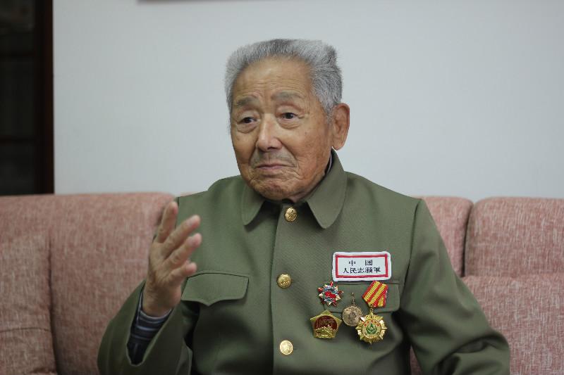 英雄血战最新揭秘，小巷中的秘密战场