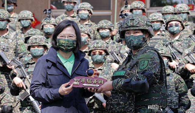 台湾最新消息揭秘，30人的开战背后的深厚情谊与温馨故事