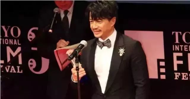 影视界独特魅力，揭秘妖孽男演员的内心世界与演技之路