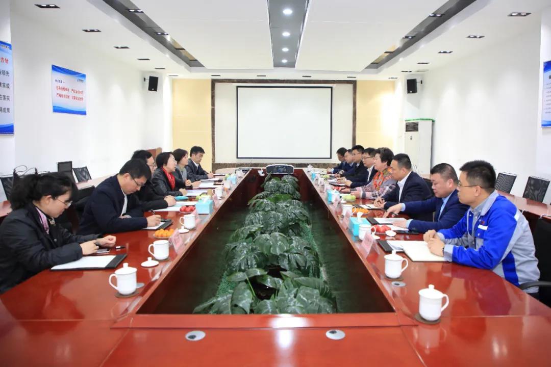 晨鸣纸业最新动态，学习变革，成就梦想与自信之路