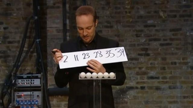 2024年新澳门今晚开奖结果查询,实地验证研究方案_设计师版54.360