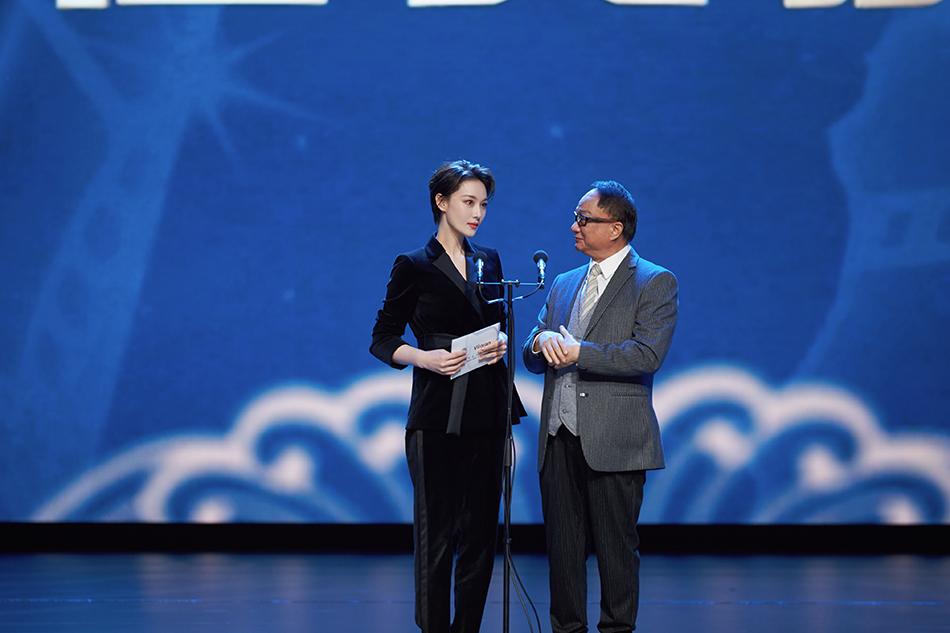 女演员张馨予，荧屏与生活的励志之旅，变化中的自信与成就感之路