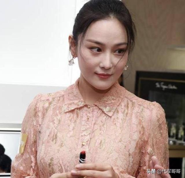 女演员张馨予，荧屏与生活的励志之旅，变化中的自信与成就感之路
