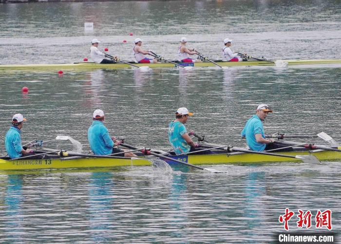 桂林市龙舟比赛，乘风破浪，展现自信与成就的力量风采