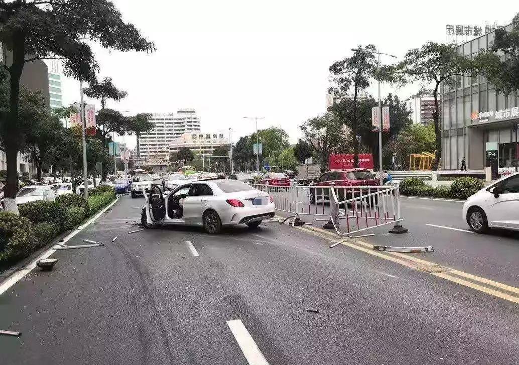 揭秘力量之源，汕头车祸最新报道背后的变化与自信成就之路
