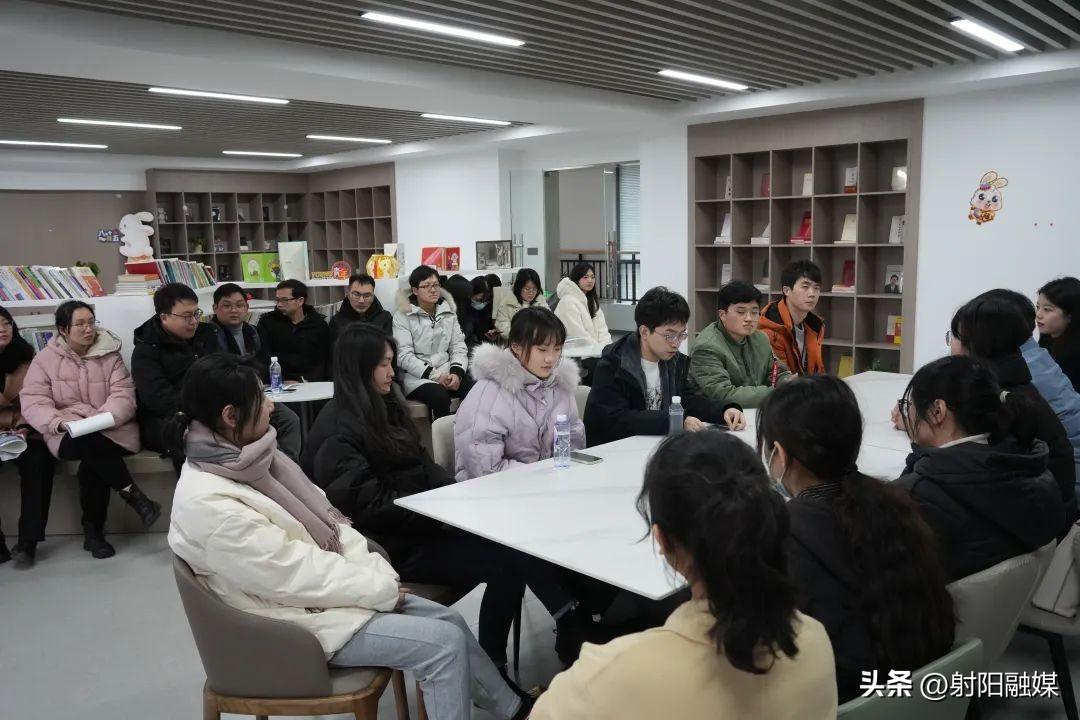 射阳人才网，工作奇遇与友情的温暖故事