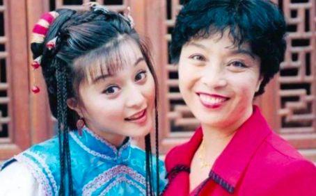 探索小巷深处的秘密，那家80年代的明星小店传奇