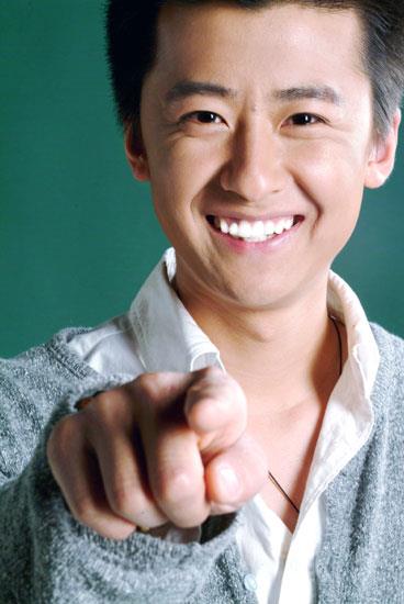 演员柳小海,演员柳小海，在自然的怀抱中寻找内心的宁静与微笑