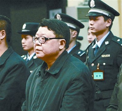 文强与星光之梦，成长、自我成就与面对变化的鼓舞之路