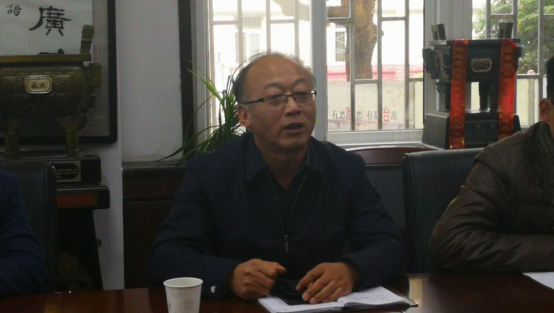 如何成为一名出色的演员？——王耀文演员的成长之路与步骤指南