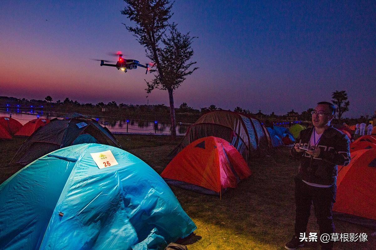 最新音乐话题与探寻自然美景，内心的宁静之旅