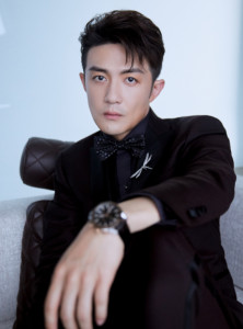 演员李泽锋，自然怀抱中的心灵静谧与喜悦探索