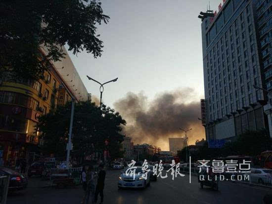 潍坊鞋城火灾最新进展及巷弄深处独特小店探秘