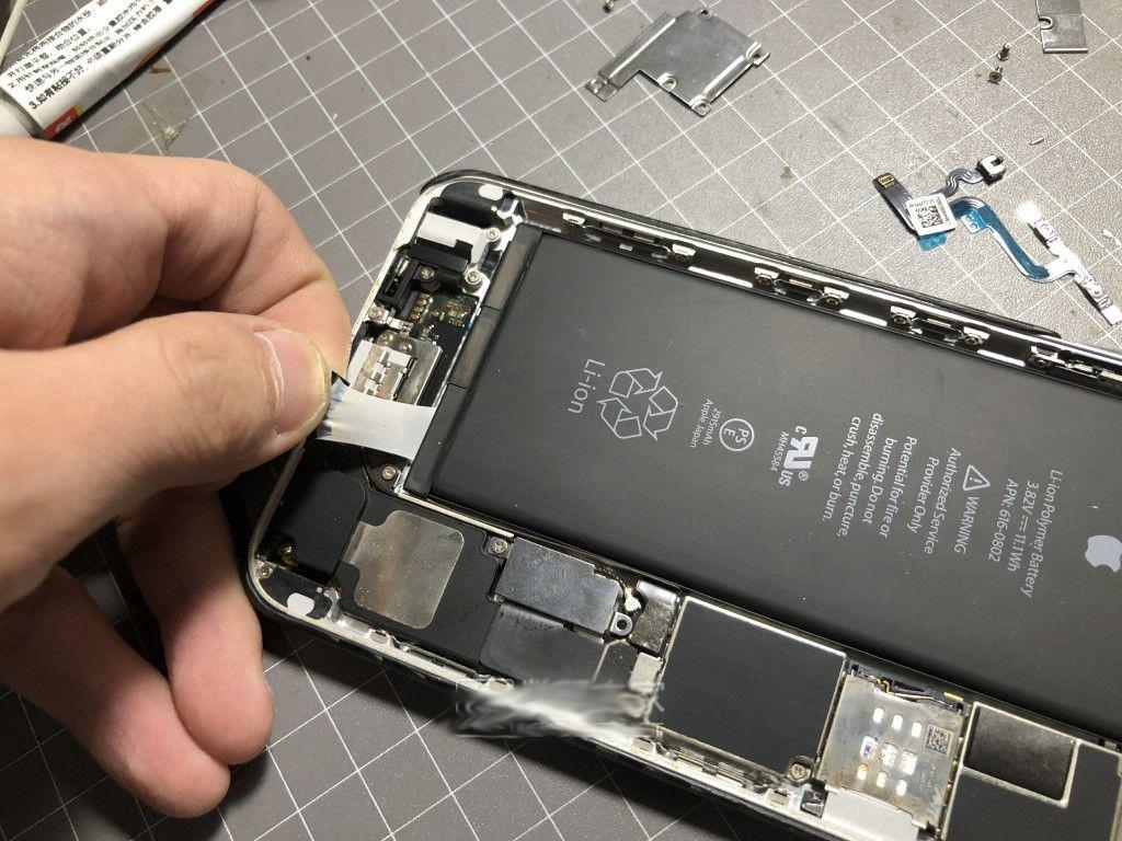 iPhone换电池价格揭秘，小巷深处隐藏优惠！