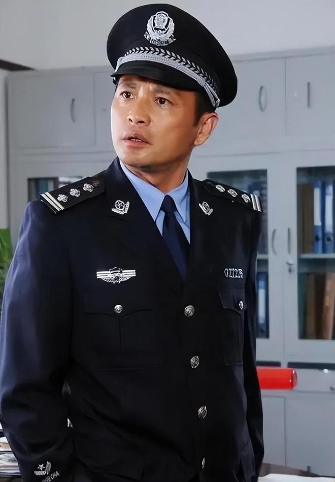 重案六组演员的成长之路，现状揭秘，变化、自信与成就感的励志之旅