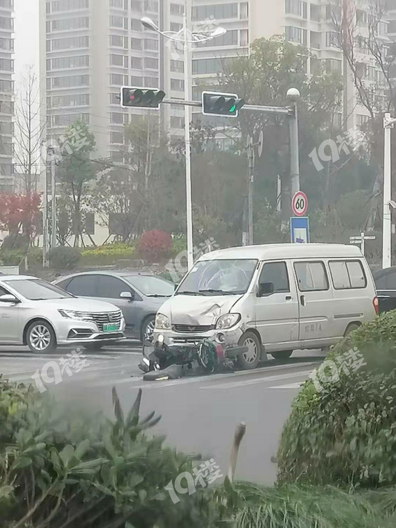 海宁车祸最新动态与寻找内心宁静的自然美景之旅