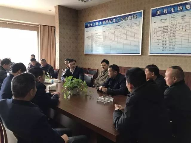 冯贵友最新动态，聚焦观点与争议速递