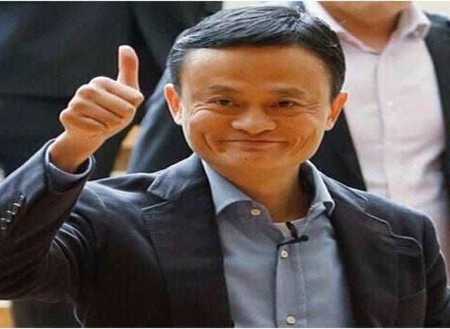 马云美国上市敲钟瞬间，时代标志的见证