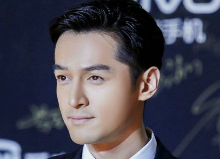 胡歌的魅力圈，女明星们的星光下的温馨日常与追星故事