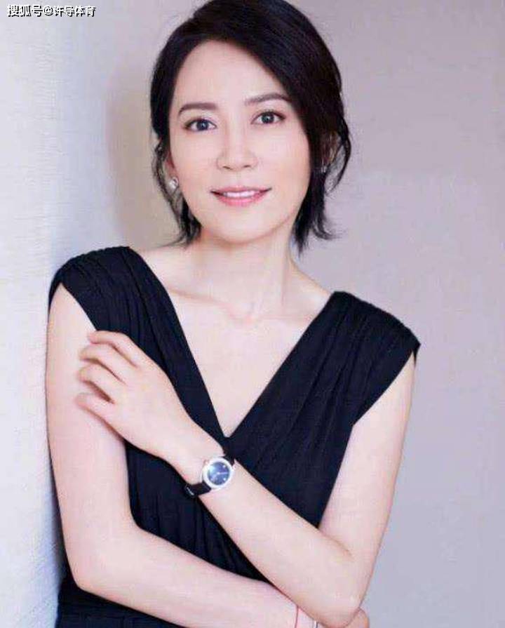 单身明星的秘密，小巷中的隐藏瑰宝