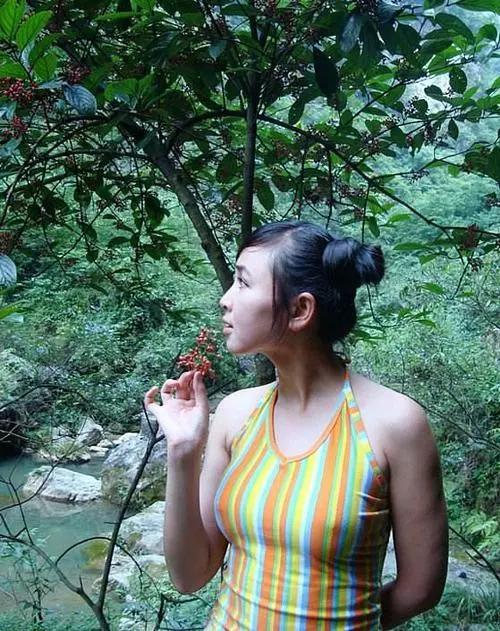 李勤最新,李勤最新动态，多维度视角下的观点阐述
