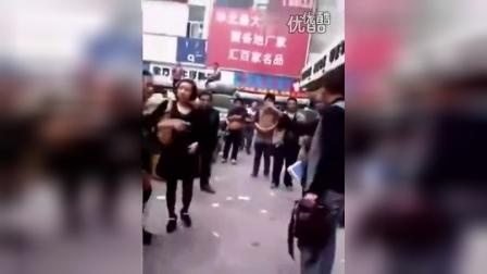 探索独特魅力，小巷深处的最新狠狠射影院