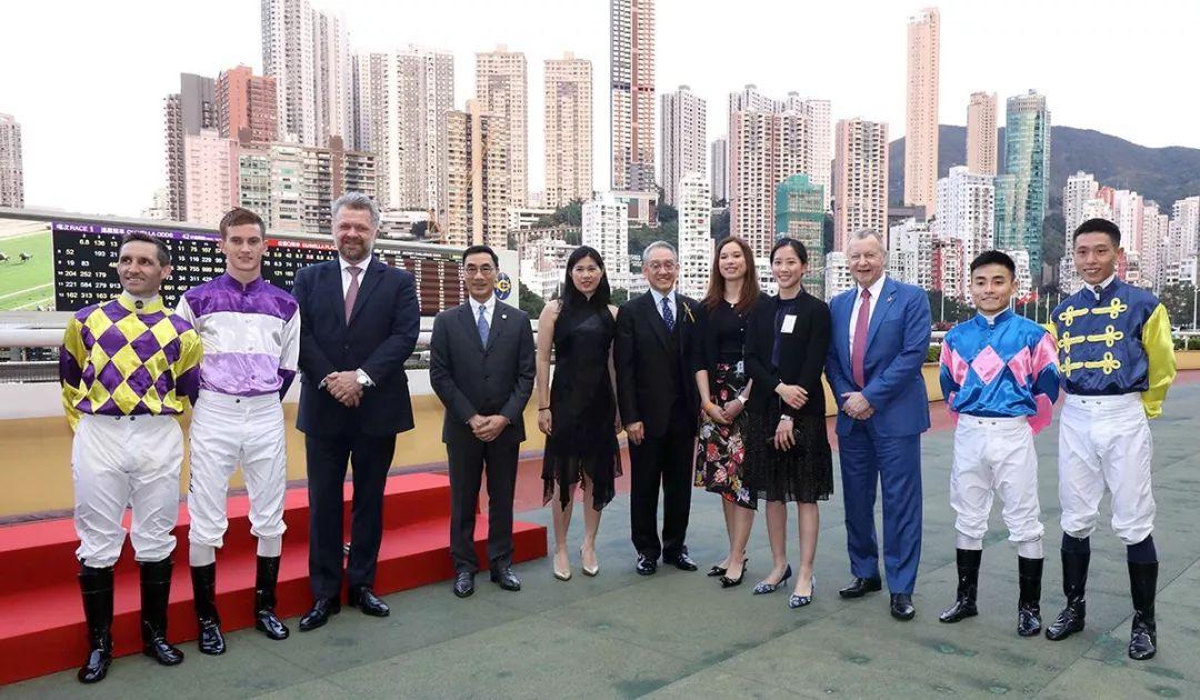 香港马会最新资料深度分析与观点阐述