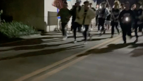 蜕变中的自信与成就感，狼与兄弟最新章节贴吧热议