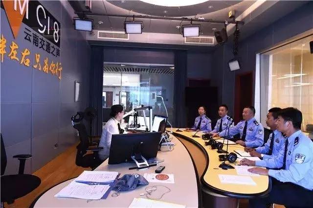 协警改革最新动态与自然美景之旅，探寻内心的宁静平和之道