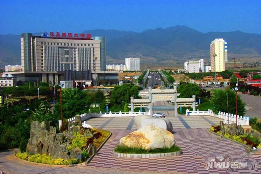 榆中县新世界最新房价探索，自然美景与房产之旅