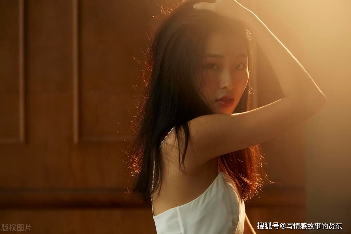 科技与生活的完美融合，最新短文少妇专属高科技产品亮相