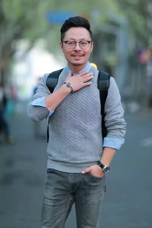 如何成为备受瞩目的最新潮演员，详细步骤指南