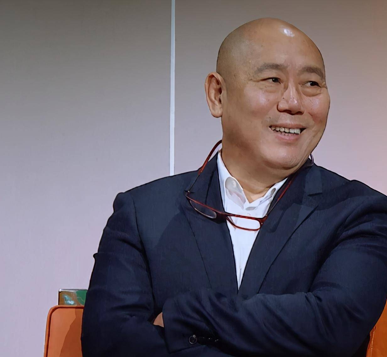 李成儒最新点评，温馨日常故事回顾