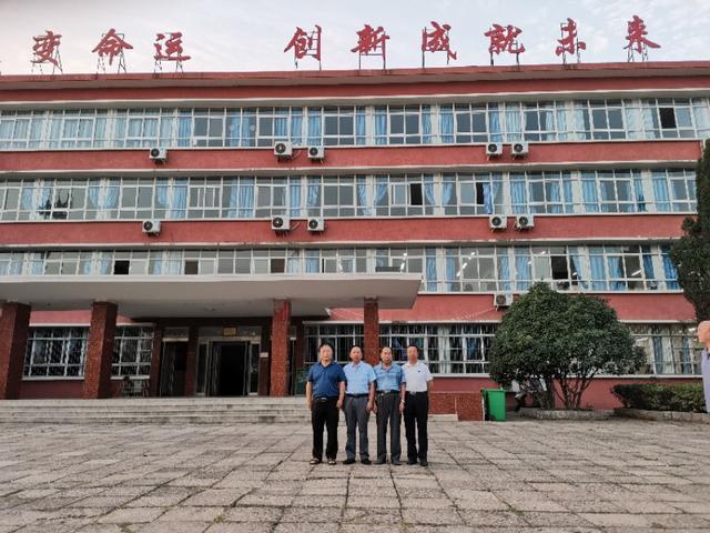 学习变化的力量与自信成就，最新征文比赛盛大启动