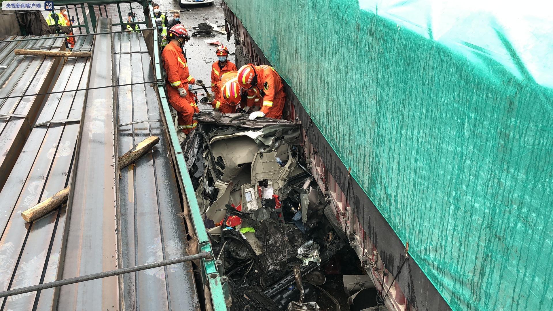 京昆高速今日路况及小巷惊喜小店探索